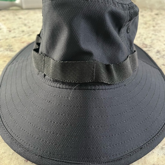 Adidas Victory Bucket Hat - Picture 4 of 6